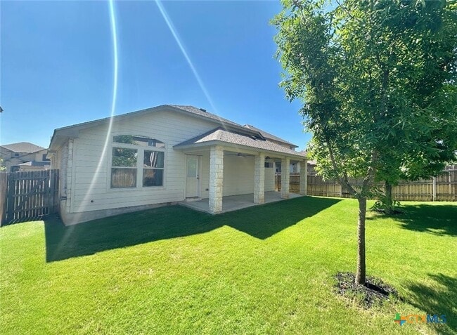 Building Photo - 5210 Dauphin Dr