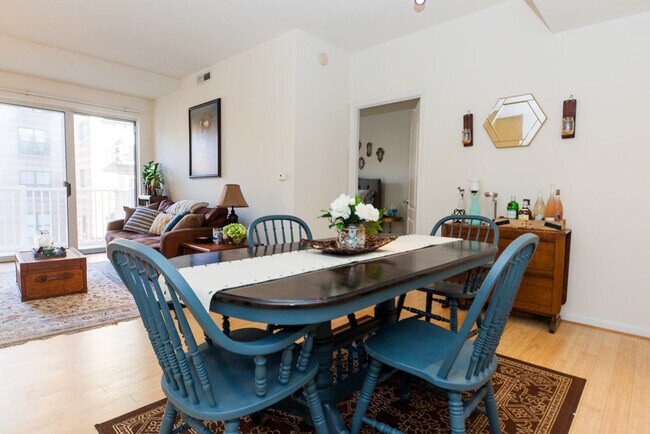 Foto del edificio - 1111 11th St NW