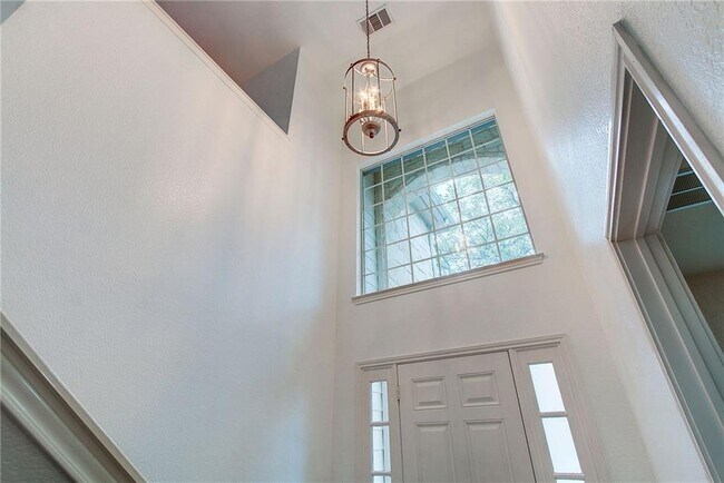 Building Photo - 10945 Colonel Winn Loop