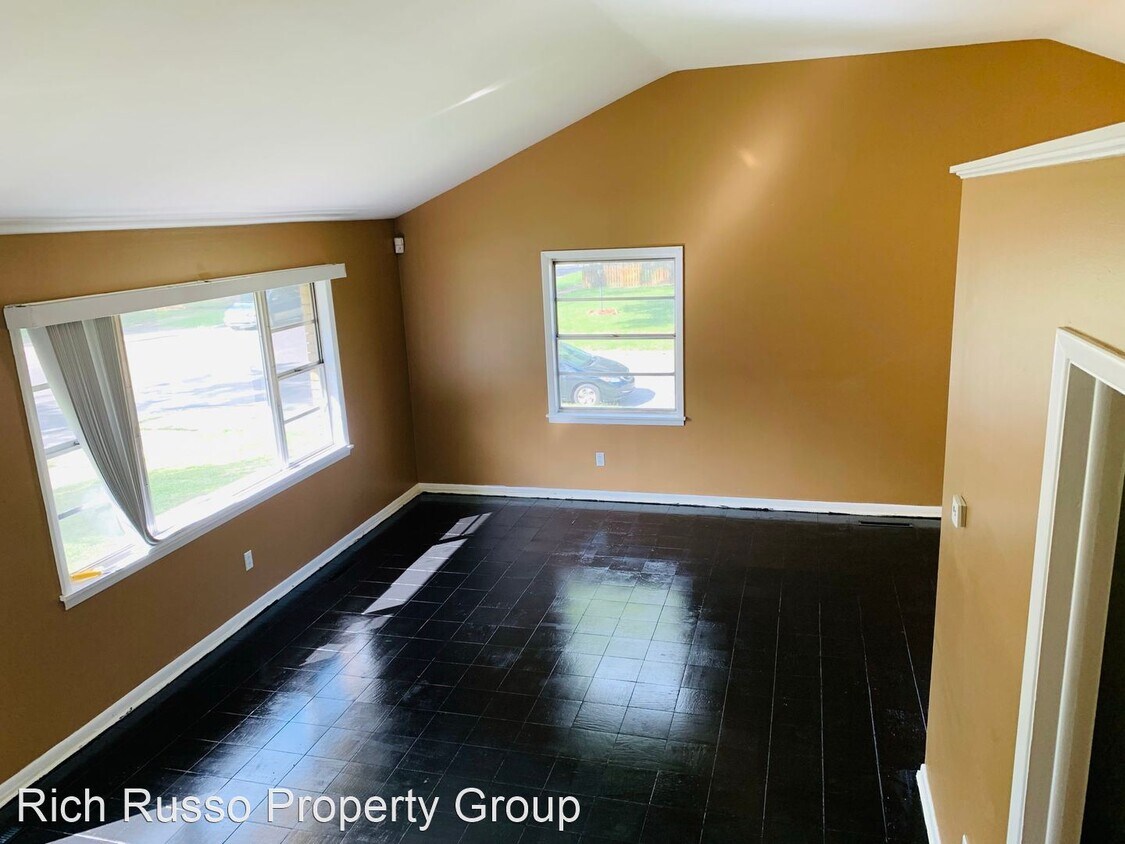 Primary Photo - 3 br, 1.5 bath House - 1414 Country Club Road