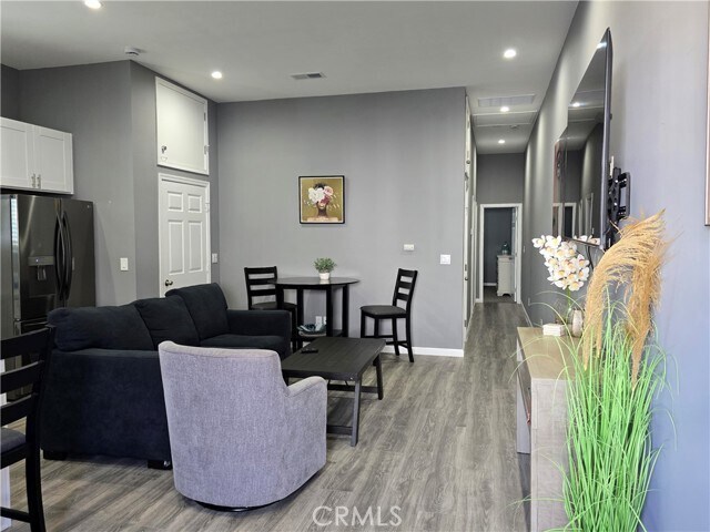 Foto del edificio - 3173 K St