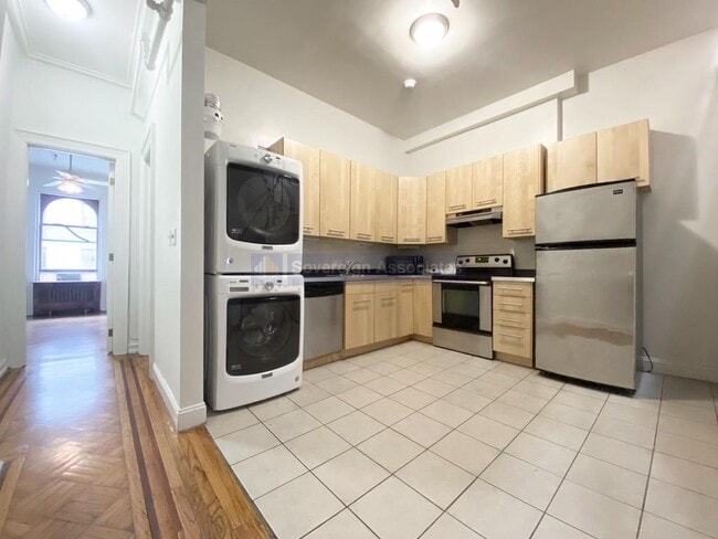 Building Photo - 529 West 113th Street