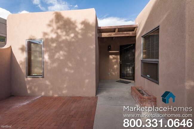 Building Photo - 3 br, 2 bath House - 1020 Stanford Dr NE