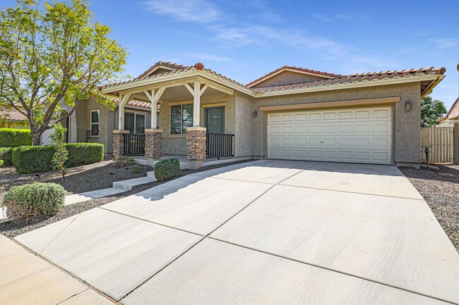 Building Photo - 14903 W Georgia Dr