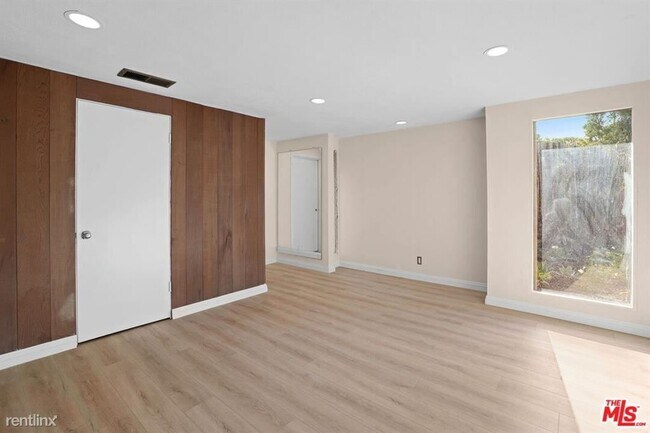 Building Photo - 4 br, 3 bath House - 455 Almar Ave