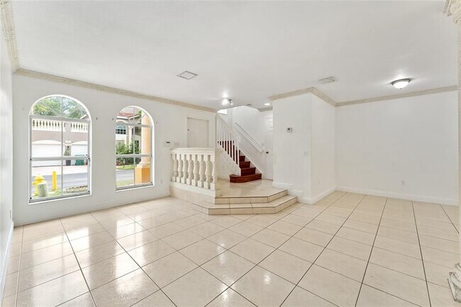 Building Photo - 10819 NW 51st Ln