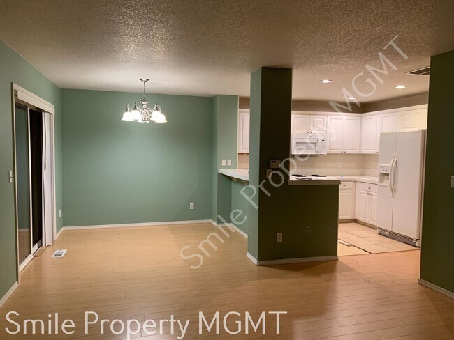 Foto del edificio - 6578 NW Wenmarie Dr