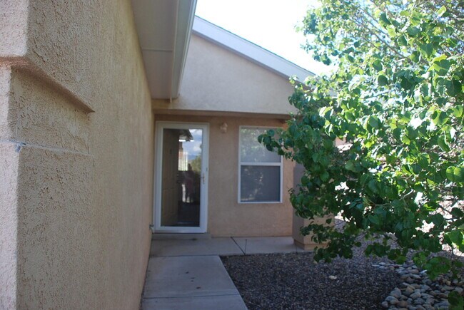 Building Photo - 19 Sheba Pl