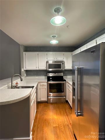 Foto del edificio - 404 N Laurel Ave