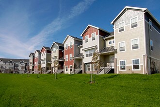 The Cove at Kettlestone Photo