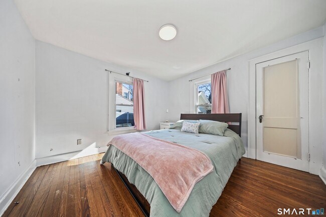 Foto del edificio - 196 Waite St