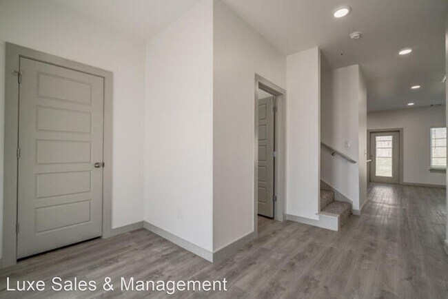 Foto del edificio - 3 br, 2.5 bath House - 13511 Vinita Drive