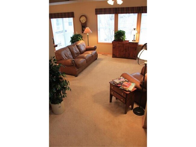 Foto del edificio - 15350 Iodine St NW