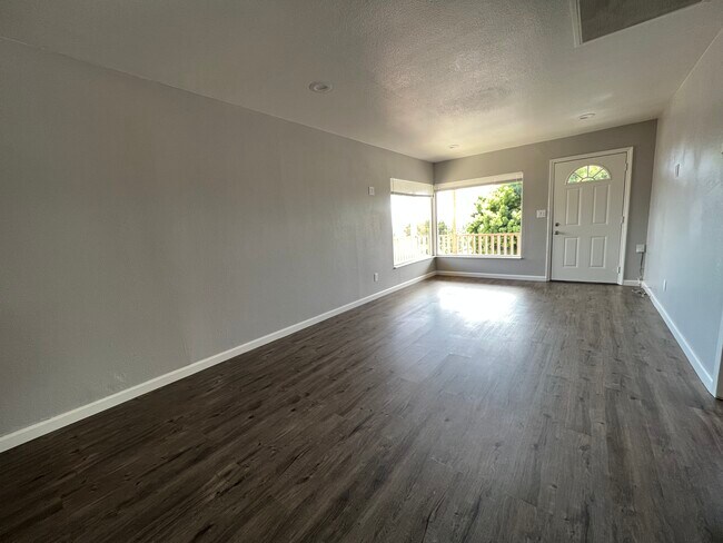 Building Photo - 24434 Leona Dr