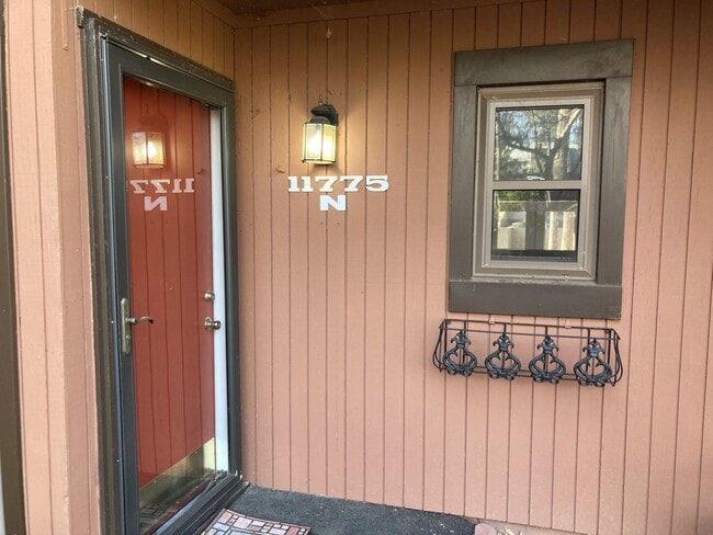 Welcome Home! - 11775 N Briar Patch Dr