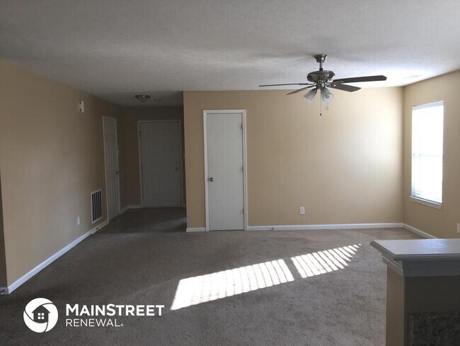 Building Photo - 2746 Monarchy Ln