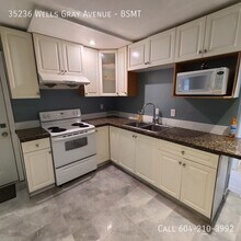 Building Photo - 35236 Wells Gray Ave