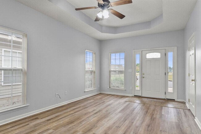 Foto del edificio - Nice 3 Bed 2 bath Home Available! Schedule...