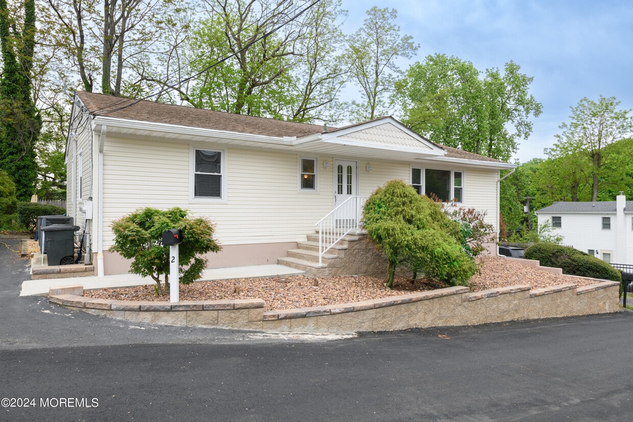 2 William St, Highlands, NJ 07732 Townhome Rentals in Highlands NJ