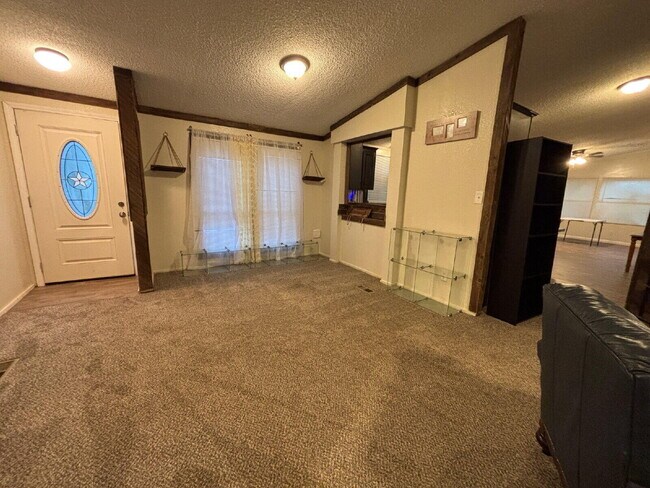 Foto del edificio - 9412 N Elgin Ave