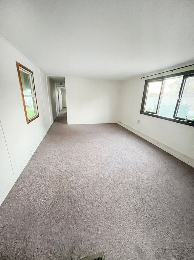 Foto del edificio - 2BR 1BA Home For Rent $1,826.83