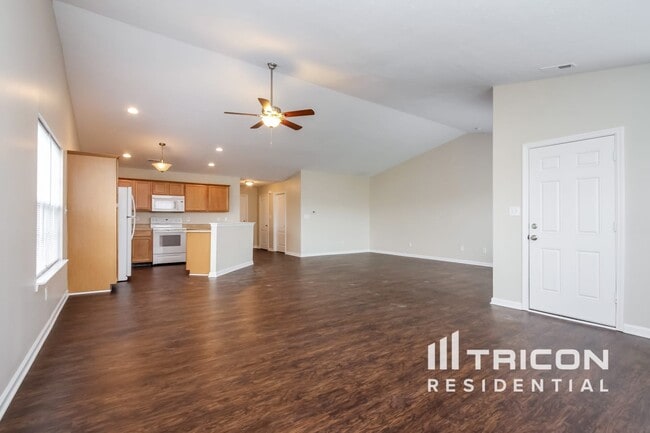 Building Photo - 6536 Emerald Ridge Ct