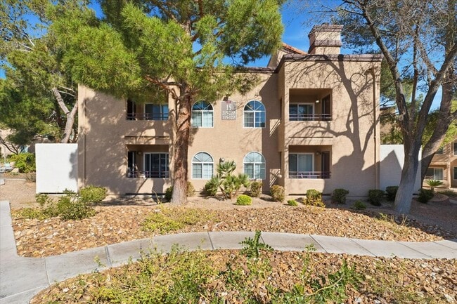 Building Photo - 9325 W Desert Inn Rd