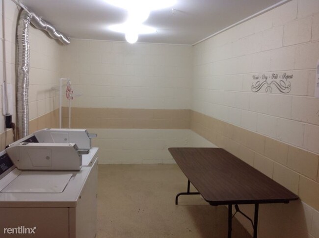 Building Photo - 2 br, 1 bath Apartment - 1058 Brandywine Blvd