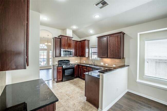 Building Photo - 24415 Hikers Bend Dr