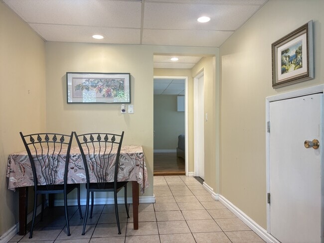 Building Photo - 2955 Pasture Cir