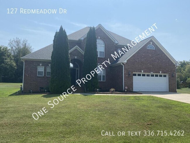 Building Photo - 127 Redmeadow Dr