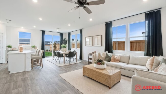 Foto del edificio - Brand New 5 Bedroom Home in Gossamer Grove!