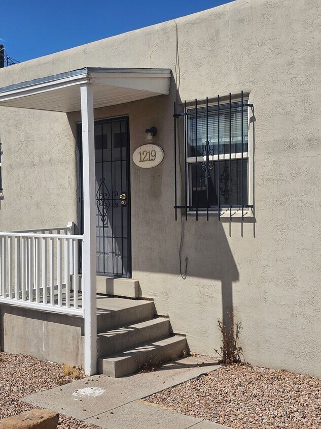 Primary Photo - 1210 DR. MLK DVG PROPERTIES