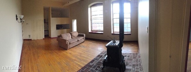 Foto del edificio - 1 br, 1 bath Condo - 50 N Pine St