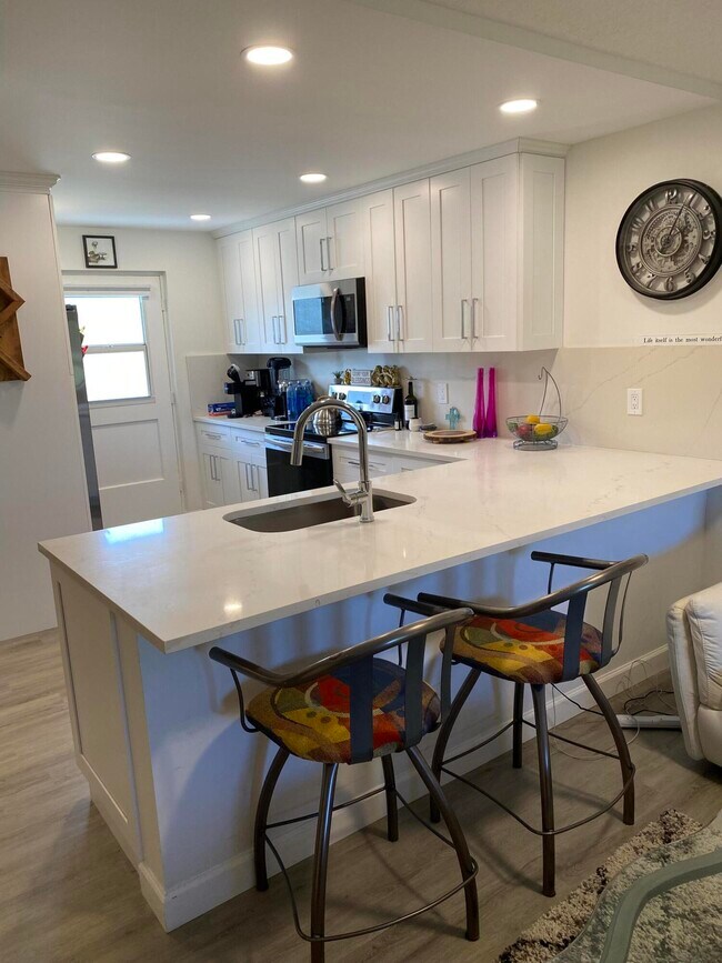 Foto del edificio - 5700 NW 2nd Ave