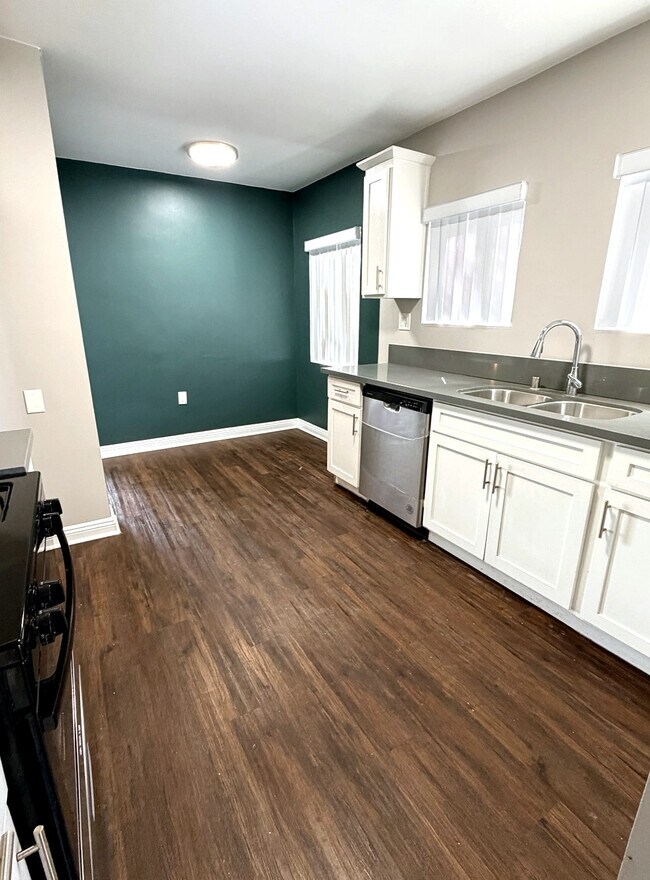 Cocina - 517 Lime St