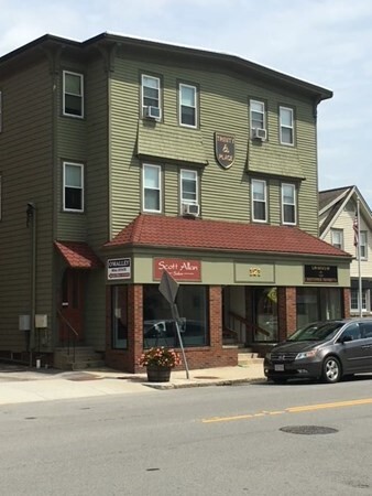 Building Photo - 121-123 N Main St