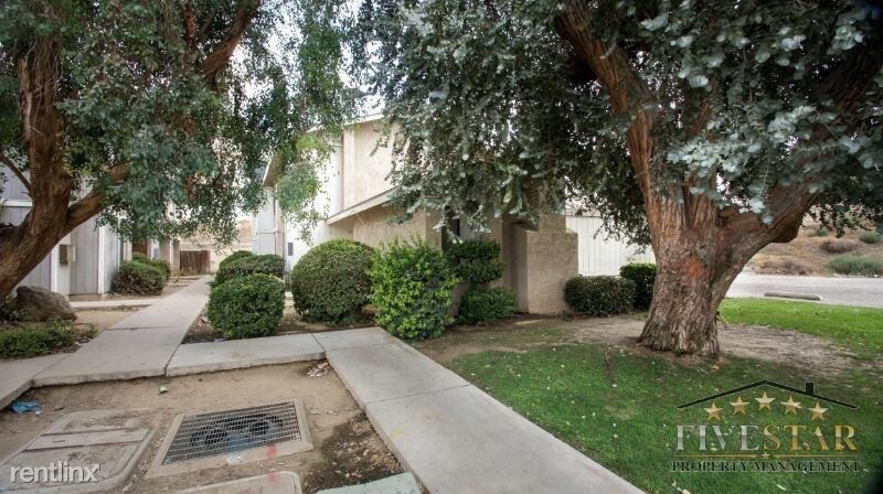 Primary Photo - 201 Jardin Ct