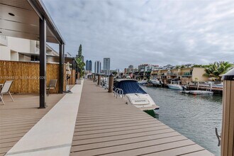 Building Photo - 3920 NE 168th St