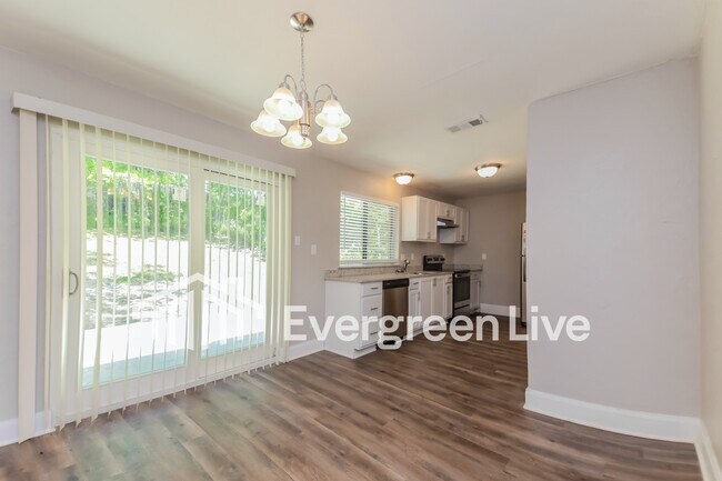 Building Photo - 1225 Bard Dr