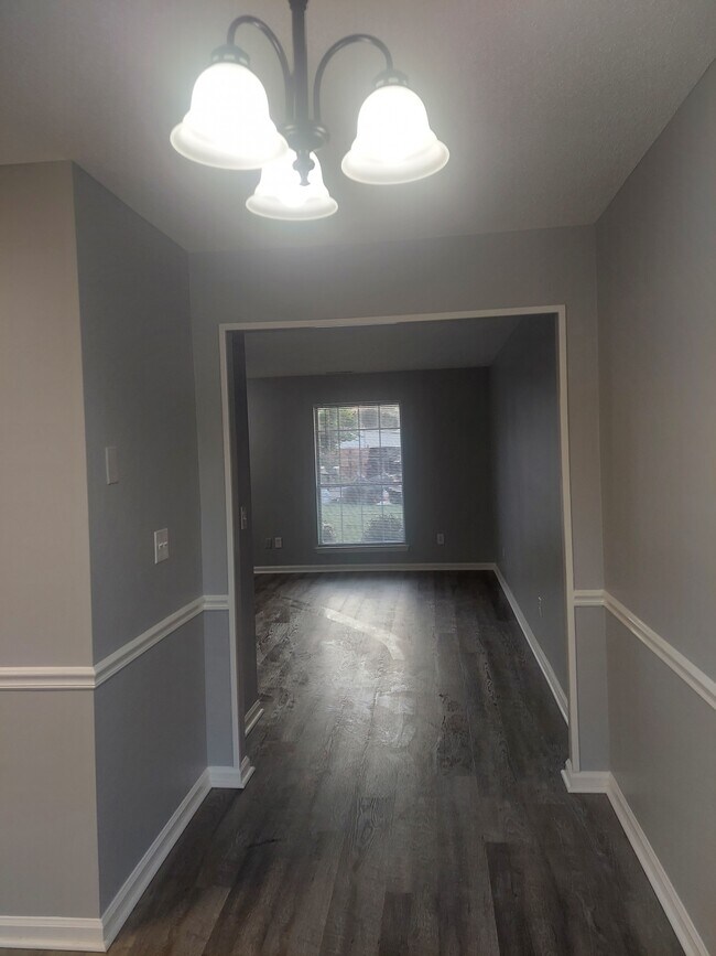 Hallway - 110 Eveningside Dr