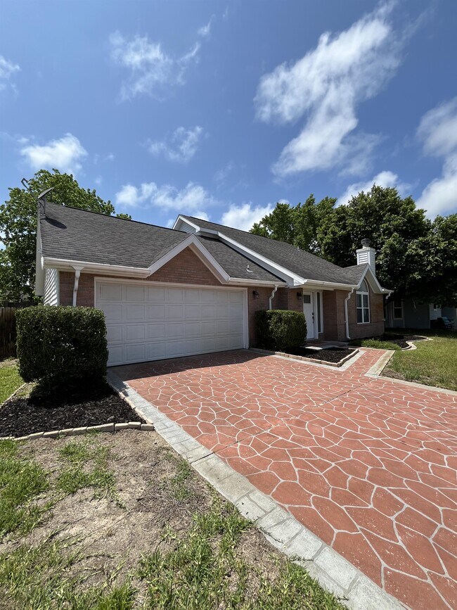 Foto del edificio - 420 Bristol Cove Rd