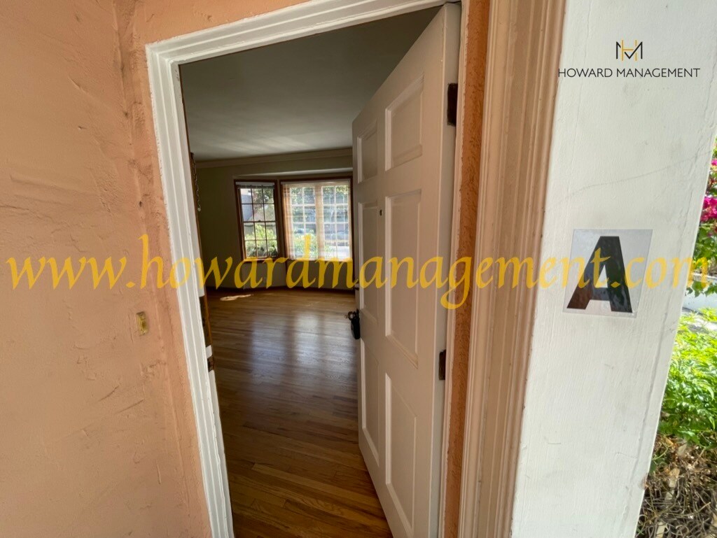 Primary Photo - 215 S Gale Dr