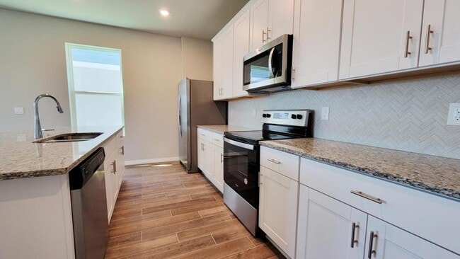 Building Photo - 348 S Zuni Rd