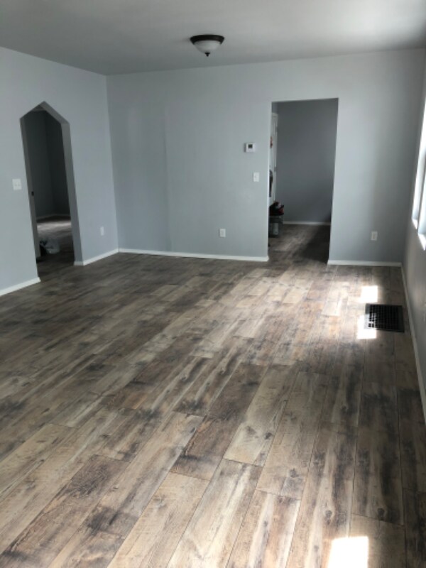 Building Photo - 90 Lincoln Ave