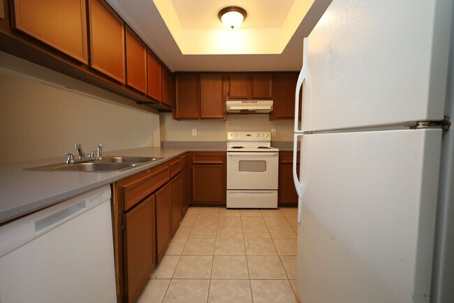 Foto del edificio - 1307 Baytree Dr