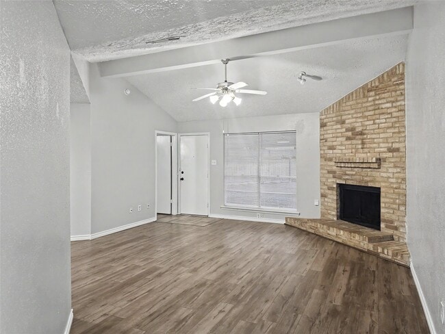 Building Photo - 4211 Falcon Meadow Dr