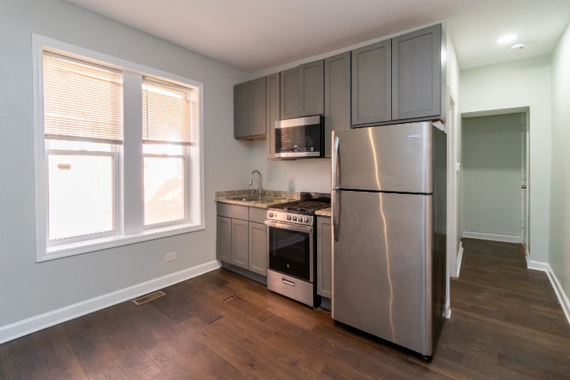 Photo - 619 E Groveland Park (Chicago, IL)