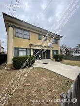 Building Photo - 752 Orange Ave