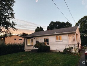 Building Photo - 58 Springer Ave